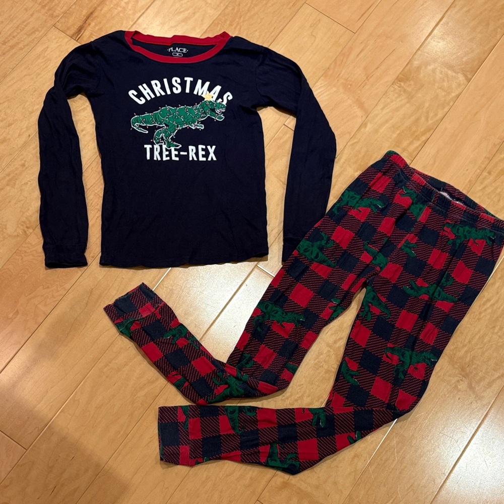 💥2/$30 Children’s Pl Glow in the Dark Christmas Tree-Rex Plaid Pajama Set -sz 14